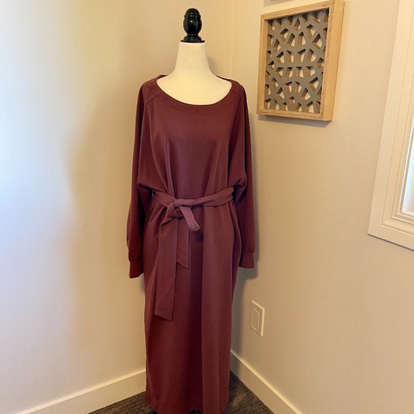Prologue Long Wine coloured dress with Belt - Picture 2 of 10